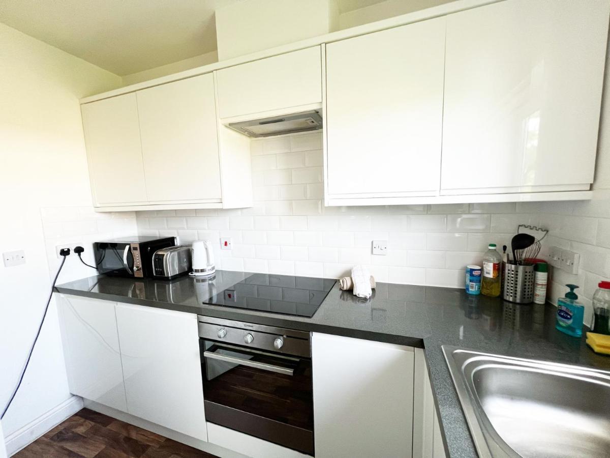 Gracenote Properties Hemel Hempstead - Serviced Apartment With Free Parking Zewnętrze zdjęcie