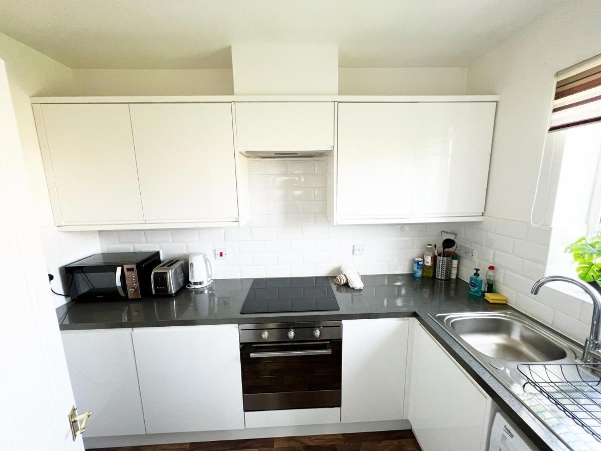 Gracenote Properties Hemel Hempstead - Serviced Apartment With Free Parking Zewnętrze zdjęcie